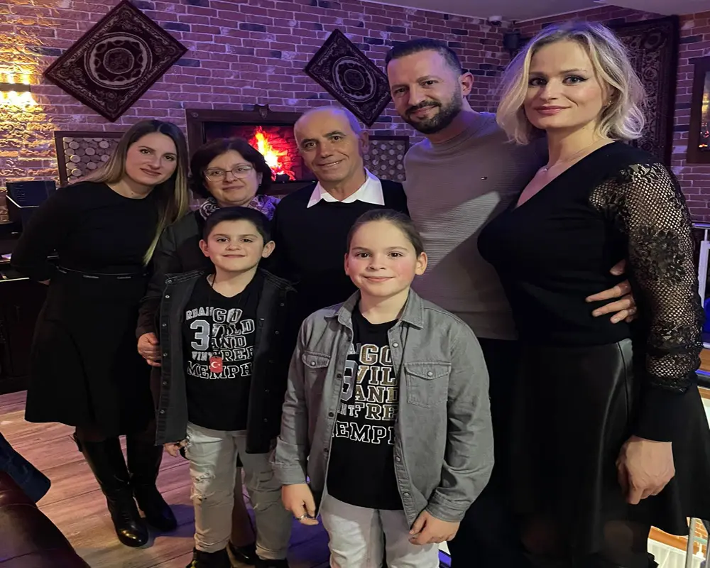60’ıncı doğum gününü güvercinleri ile kutladı