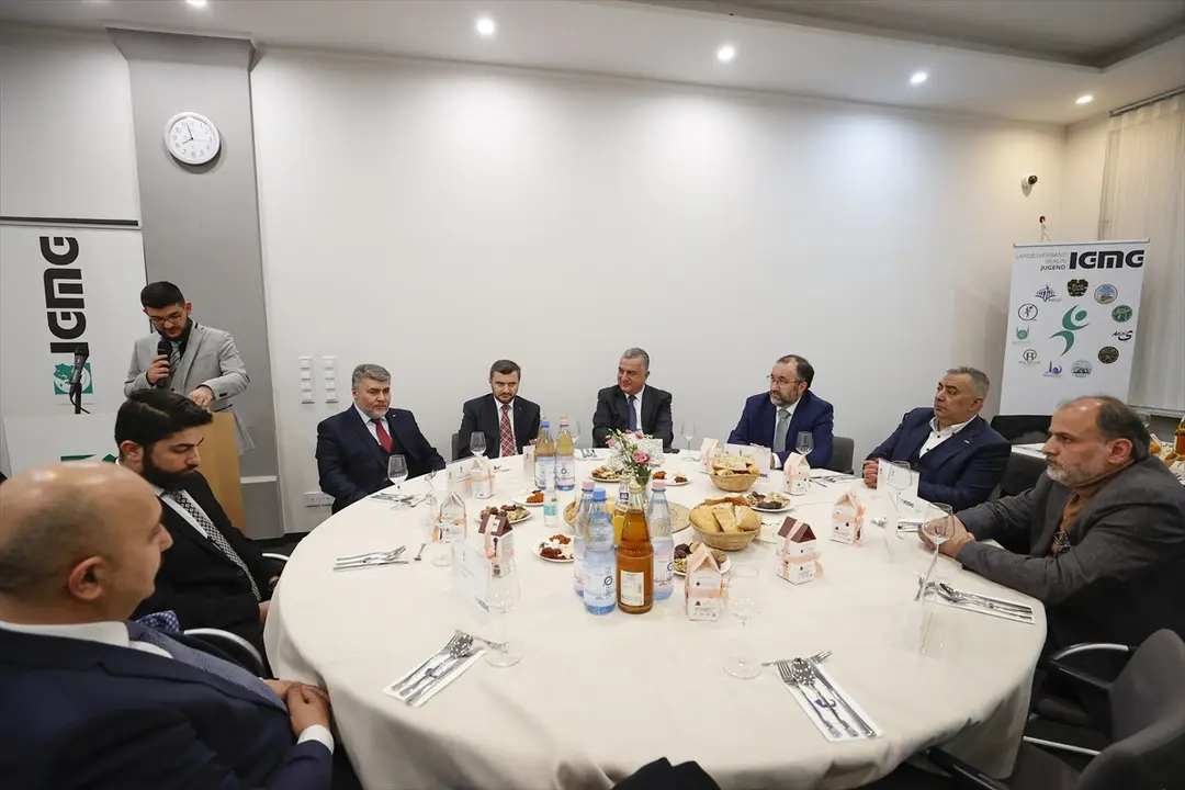 İGMG Teşkilatı sivil toplum temsilcilerini iftarda buluşturdu