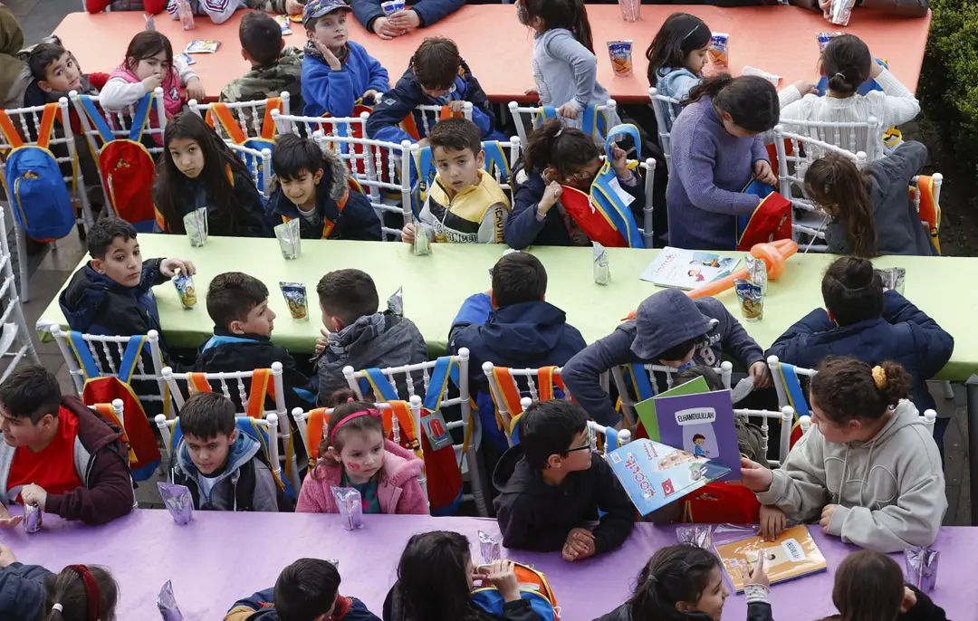 Berlin'de çocuklara özel iftar programı düzenlendi