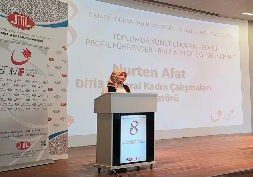 Dr. Dilek Gürsoy DİTİB’e konuk oldu