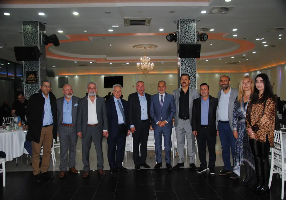 Avrupa Urfalılar Derneği'nden İftar Yemeği