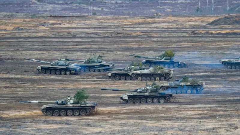"Belarus'un Rusya İçin Savaşa Girmesine Hazırlıklıyız"