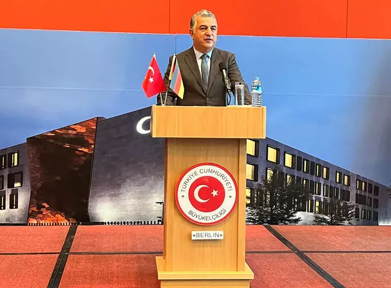 "Vize sıkıntısı Türkiye-Almanya ilişkilerine zarar veriyor"