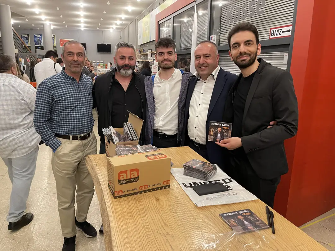 Berlin`de Muhteşem Bir Konser ve Merdan Şahin’in Albüm Tanıtımı