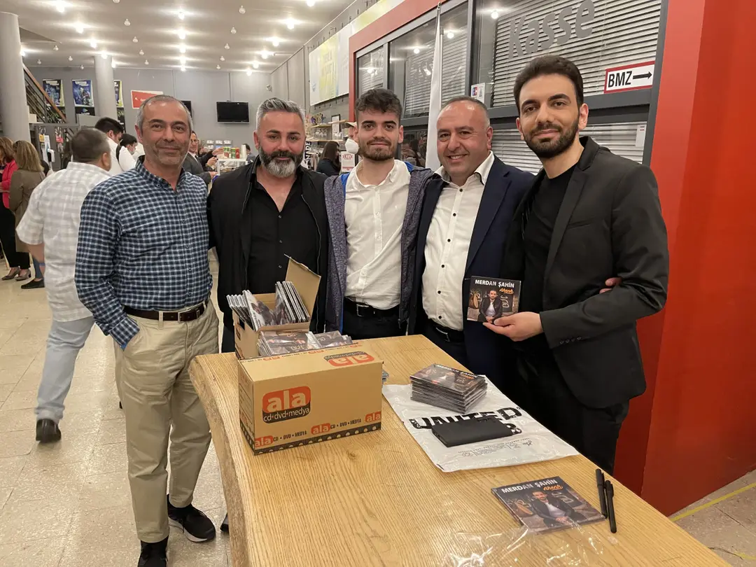 Berlin`de Muhteşem Bir Konser ve Merdan Şahin’in Albüm Tanıtımı