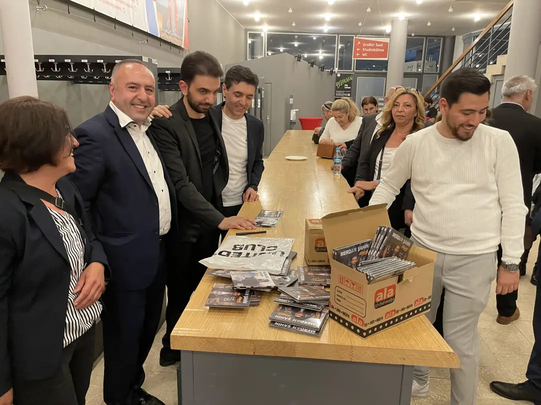 Berlin`de Muhteşem Bir Konser ve Merdan Şahin’in Albüm Tanıtımı