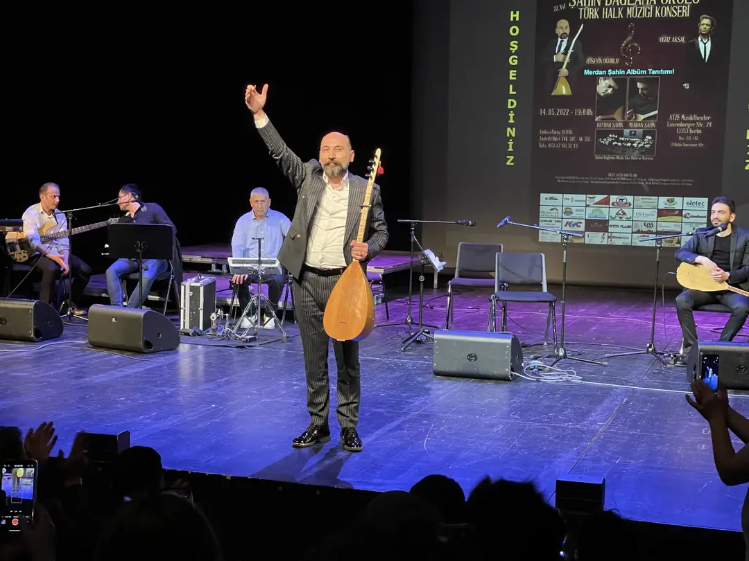 Berlin`de Muhteşem Bir Konser ve Merdan Şahin’in Albüm Tanıtımı