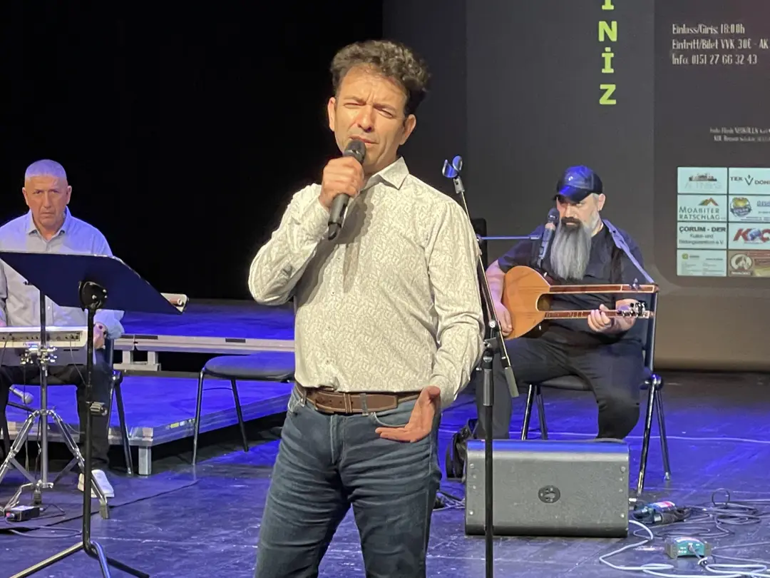 Berlin`de Muhteşem Bir Konser ve Merdan Şahin’in Albüm Tanıtımı
