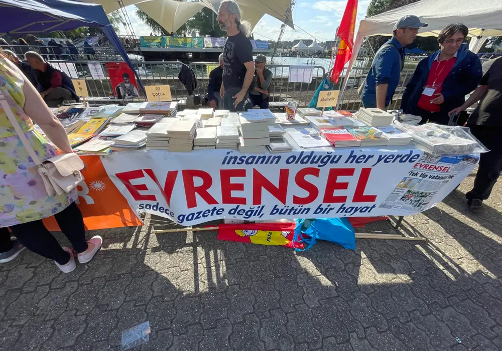 Köln`de DİDF ‘den coşkulu açık hava festivali
