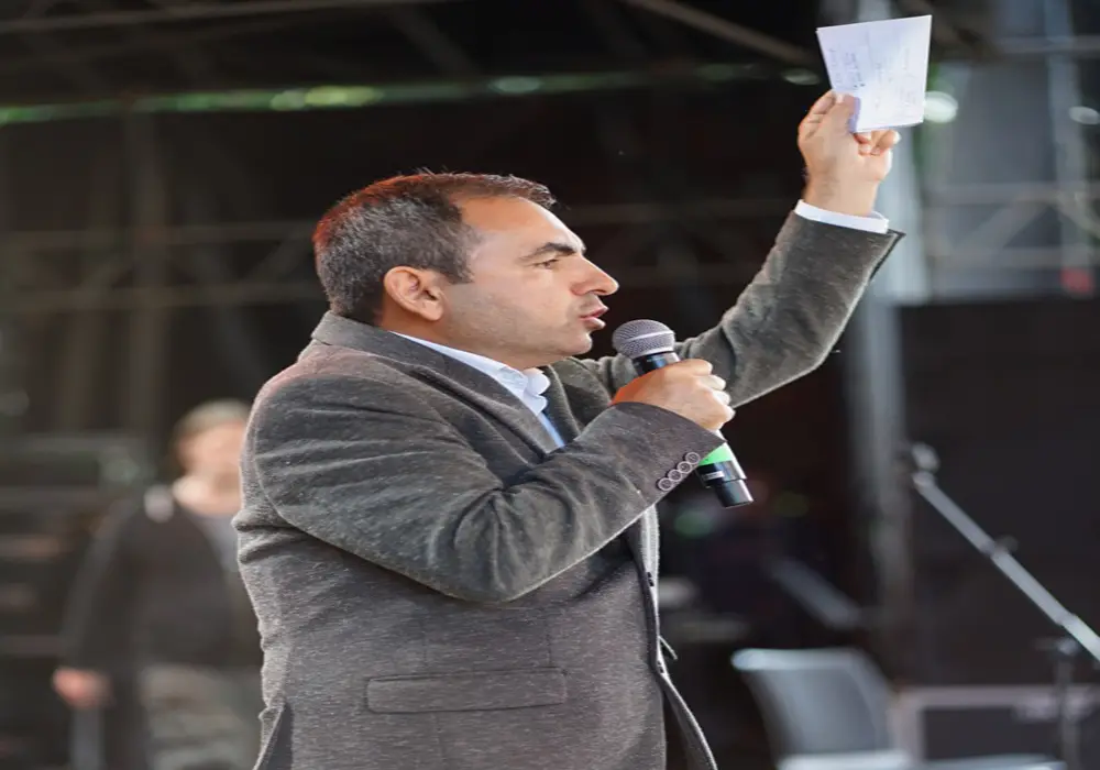Köln`de DİDF ‘den coşkulu açık hava festivali