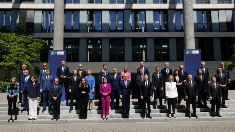 NATO'da Uzlaşma İşareti