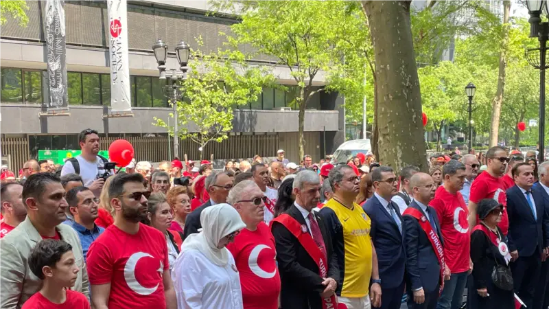 New York’ta 39. Türk Günü Yürüyüşü