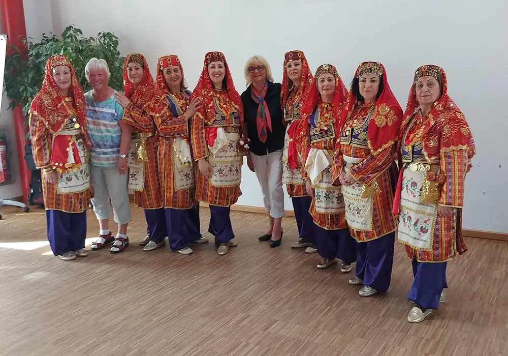 ‘Altın Kızlar’ Türk folkloruna hayran bıraktı