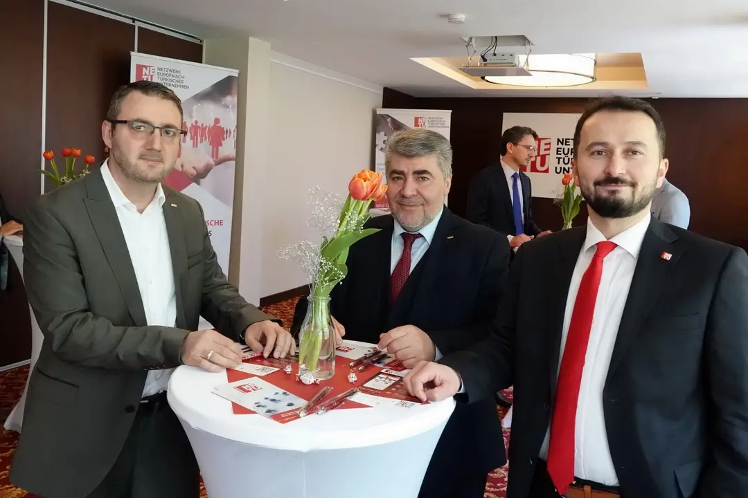 Berlin NETU`da bayramlaşama