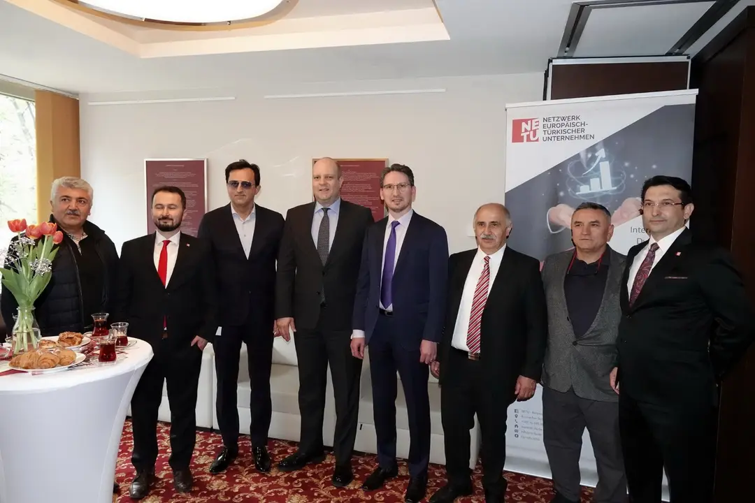 Berlin NETU`da bayramlaşama