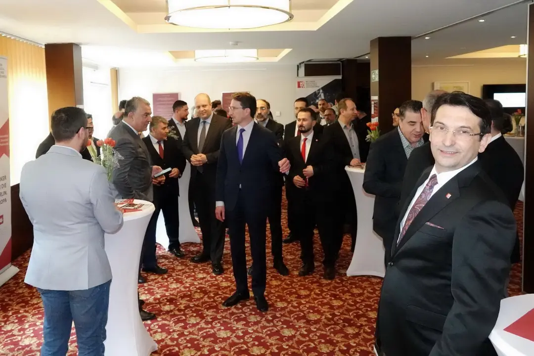 Berlin NETU`da bayramlaşama