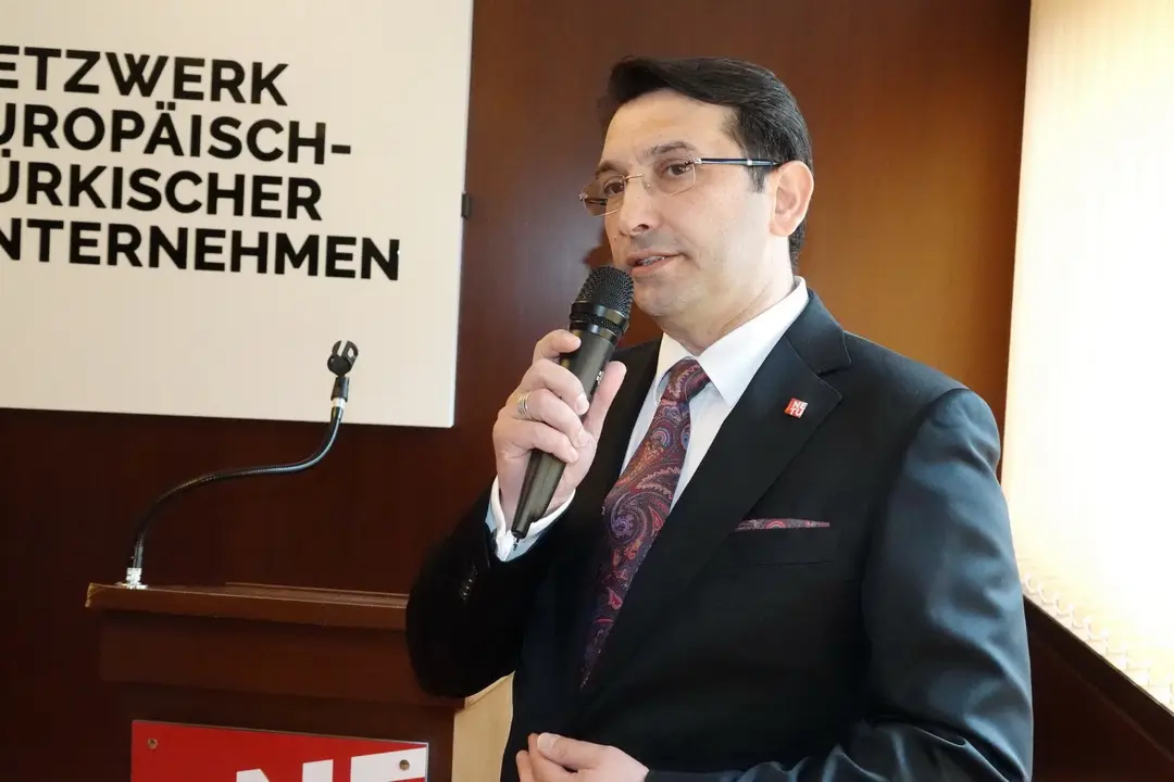 Berlin NETU`da bayramlaşama