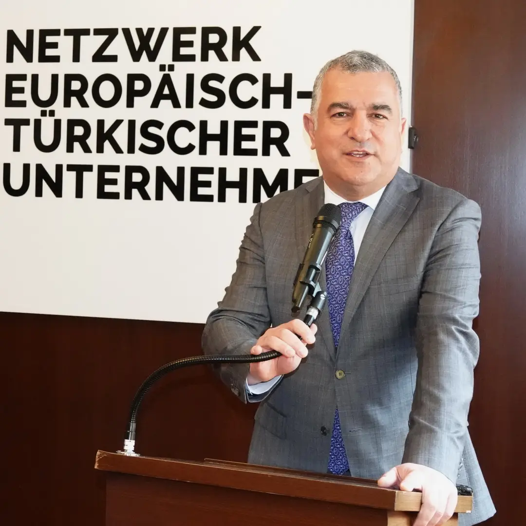 Berlin NETU`da bayramlaşama