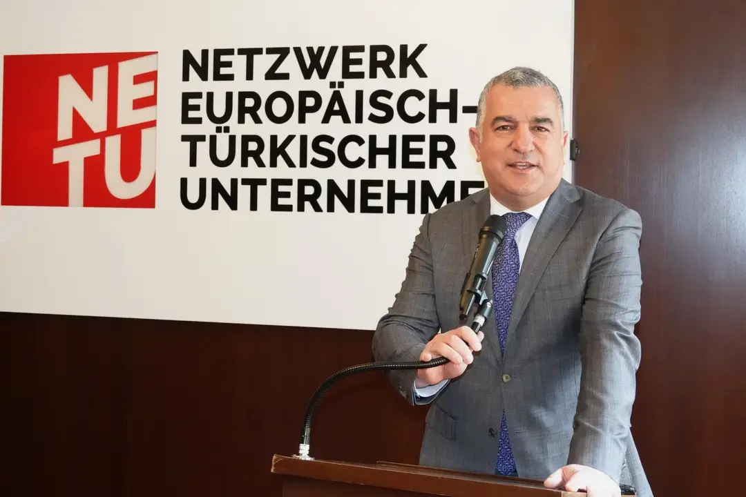 Berlin NETU`da bayramlaşama