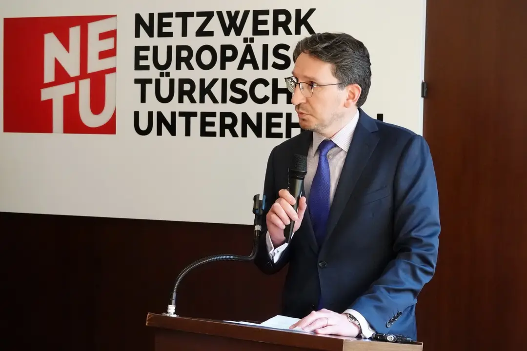 Berlin NETU`da bayramlaşama