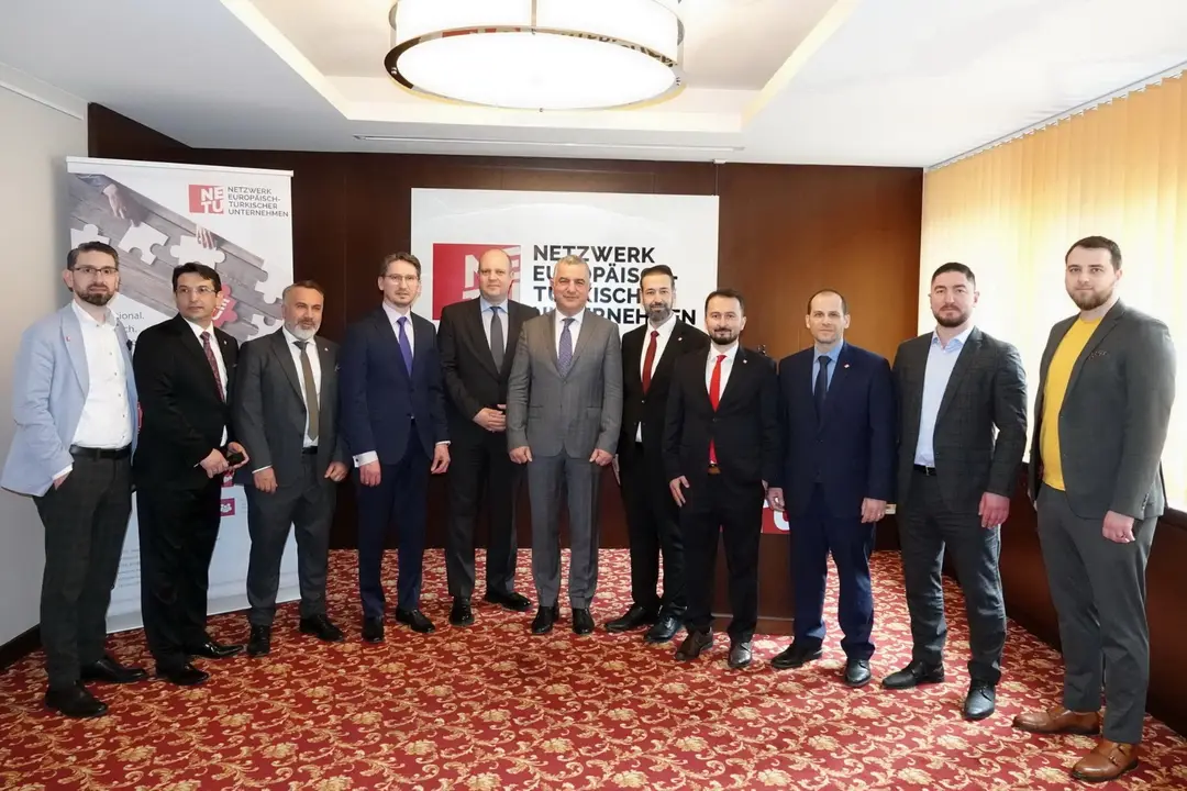 Berlin NETU`da bayramlaşama