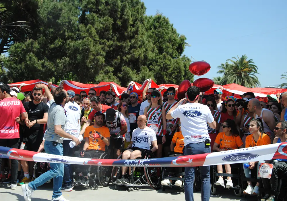 İzmir'de Omurilik Felcine Farkındalık Koşusu Yapıldı!
