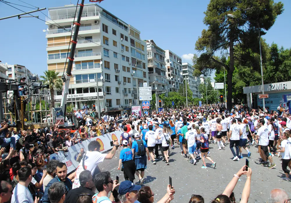 İzmir'de Omurilik Felcine Farkındalık Koşusu Yapıldı!