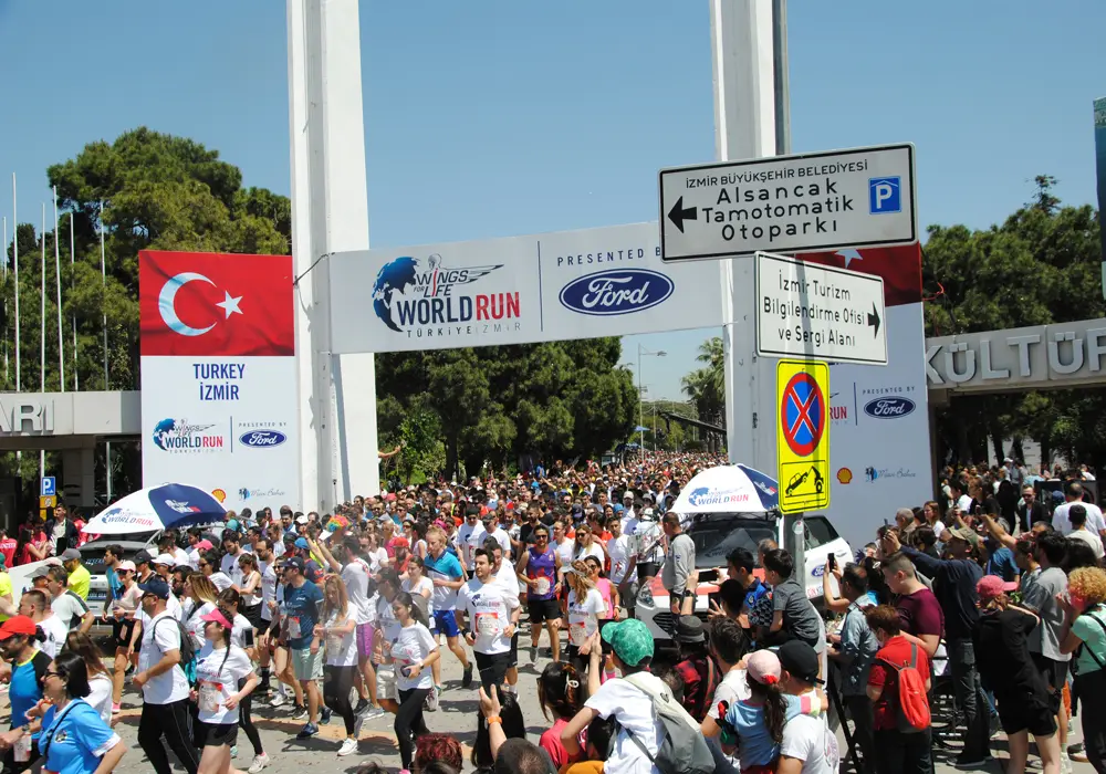 İzmir'de Omurilik Felcine Farkındalık Koşusu Yapıldı!