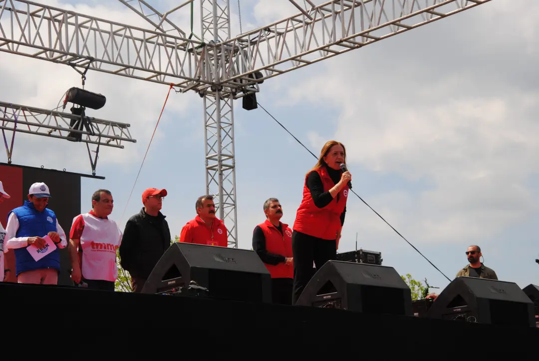 İSTANBUL'DA 1 MAYIS ÇOŞKUSU