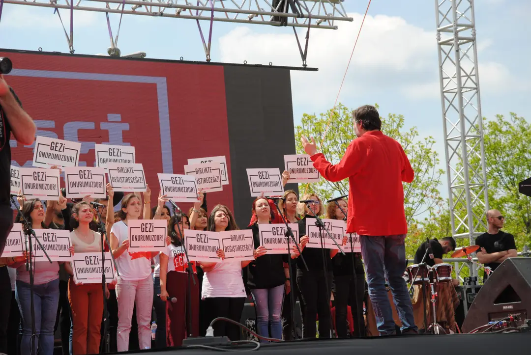 İSTANBUL'DA 1 MAYIS ÇOŞKUSU