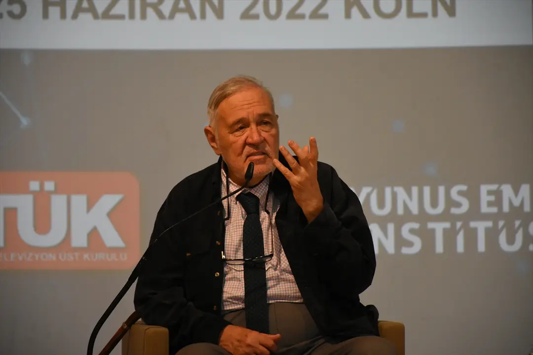 Köln'de "Dijital Çağda Medya Okuryazarlığı ve Türkçe Çalıştayı" düzenlendi