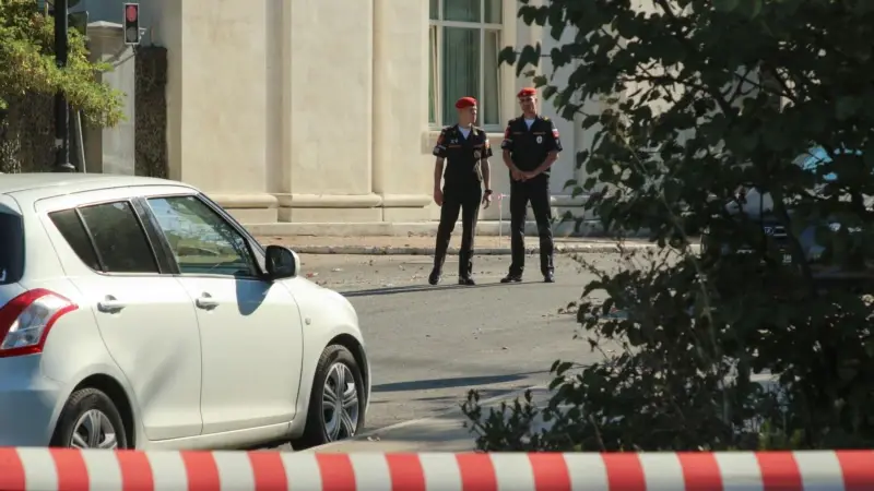 Ukrayna Sivastopol'de Rus Donanma Merkezini Vurdu