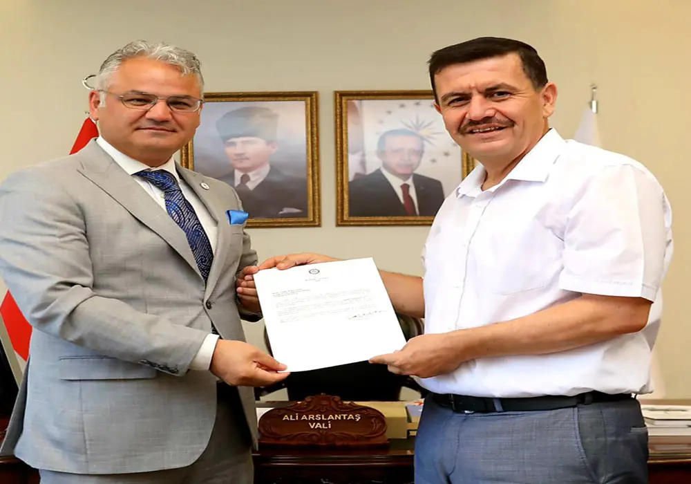 Vali Ali Arslantaş’tan, Avrupa El Ele Vakfı Başkanına Teşekkür