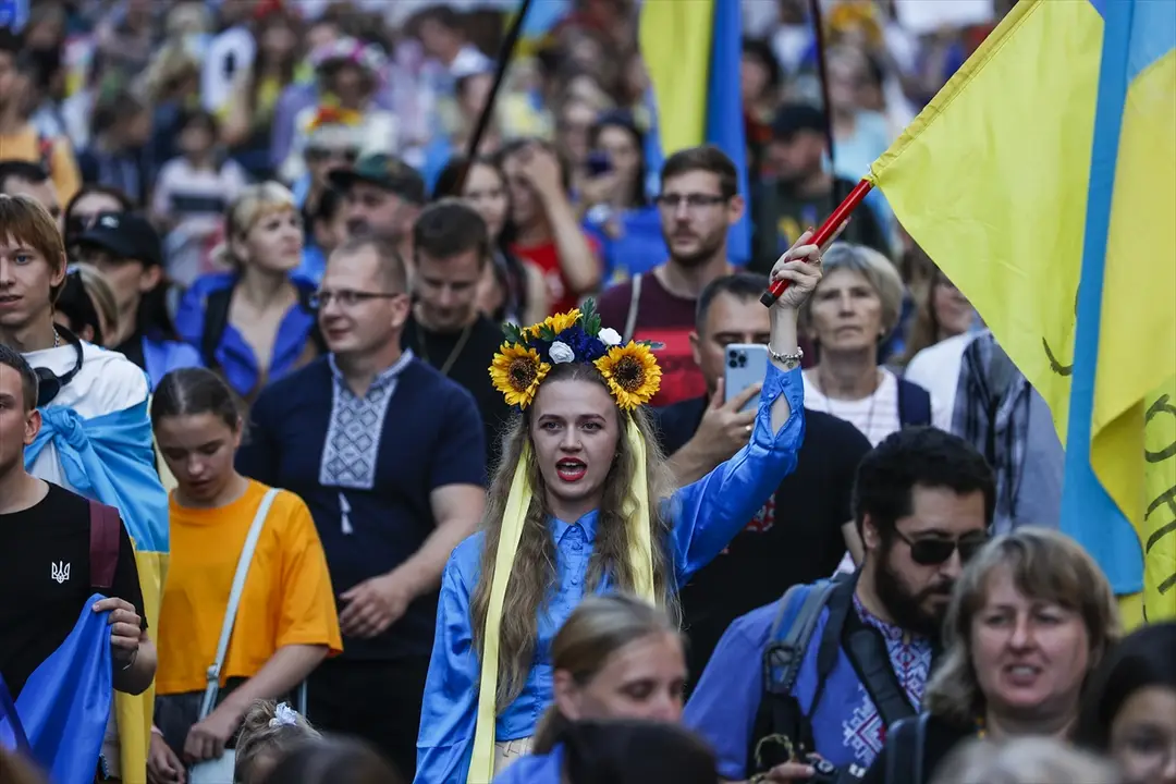 Ukrayna'nın Bağımsızlık Günü dolayısıyla Berlin'de yürüyüş düzenlendi