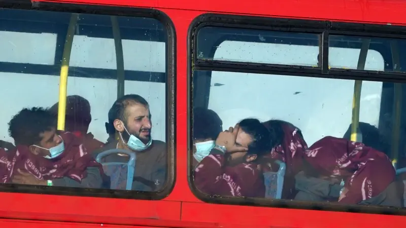 Fransa'da Yeniden Sert Göç Yasası Geliyor