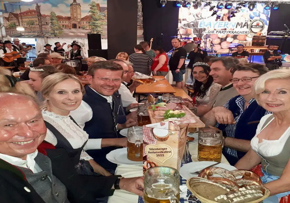 Nürnberg Sonbahar Halk Festivali Başladı