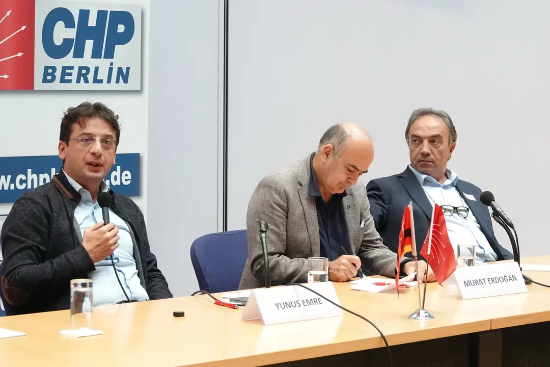 CHP Berlin ‘Yurt Dışı Türkler Çalıştayı’ düzenledi