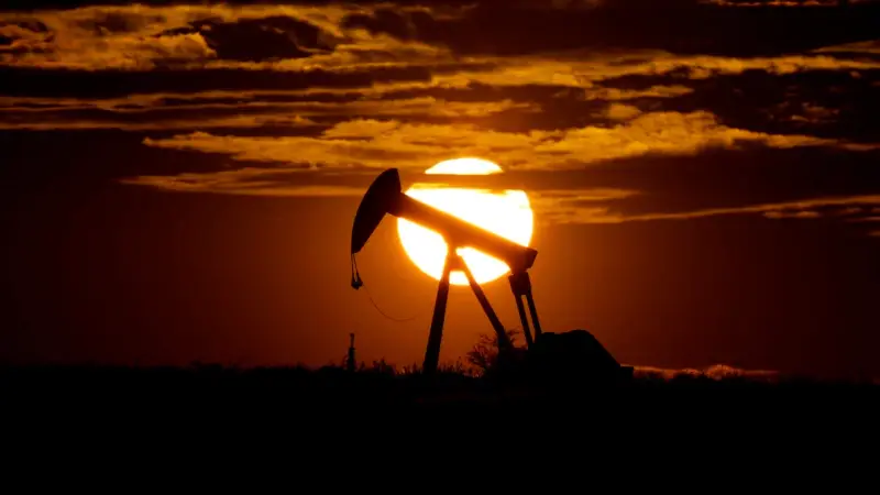 OPEC+ Petrol Üretimini Azaltma Kararı Aldı