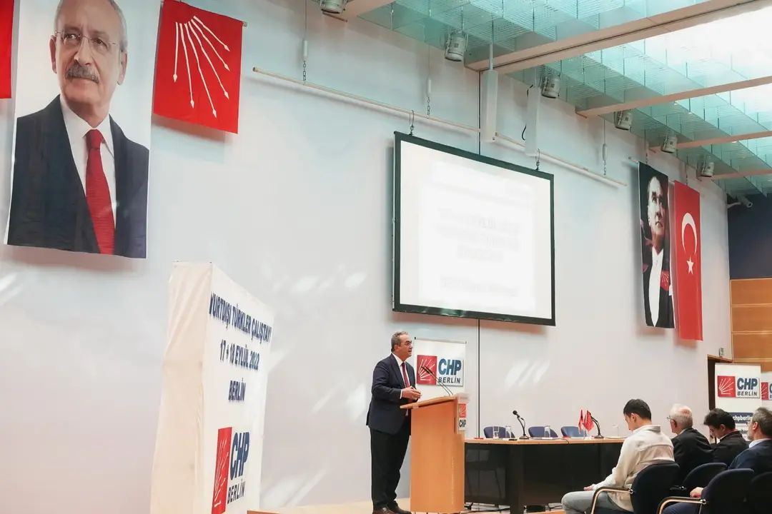 CHP Berlin ‘Yurt Dışı Türkler Çalıştayı’ düzenledi