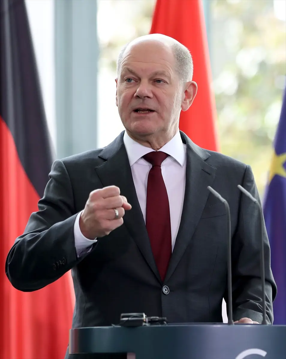 Olaf Scholz: "Elektrik ve gaz fiyatlarının yeniden düşmesi gerekiyor"