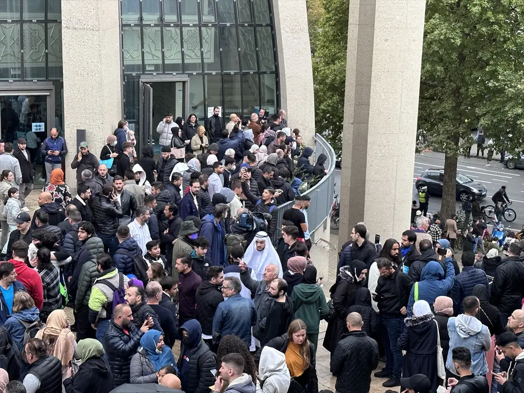 DİTİB Köln Camisi’nde ilk kez hoparlörden "cuma ezanı" okundu