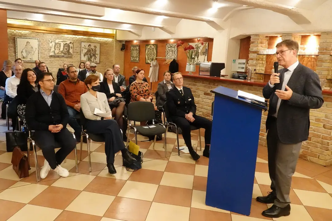 Senatör Katja Kipping: Berlin’in siz göçmenlere ihtiyacı var