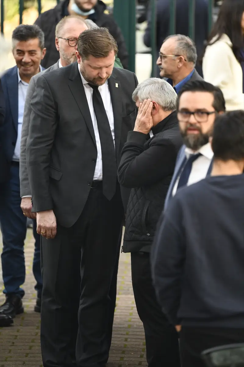 TBMM Başkanı Şentop, Mevlüde Genç'in ailesine ziyarette bulundu