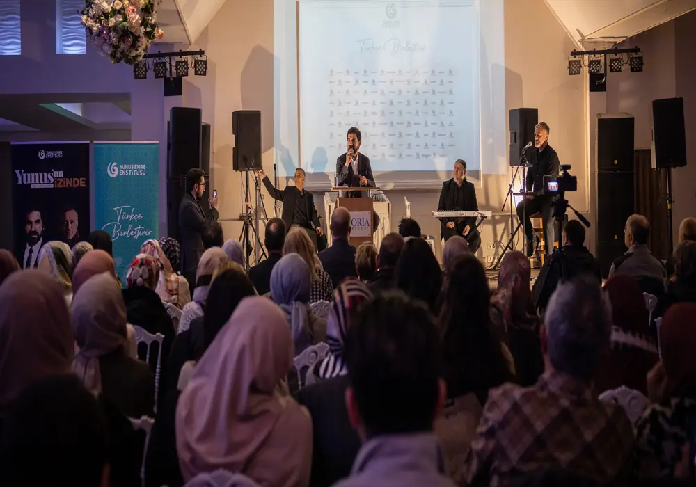Berlin’de ‘Yunus’un izinde’