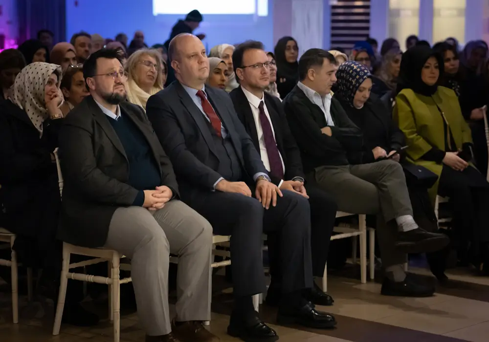 Berlin’de ‘Yunus’un izinde’