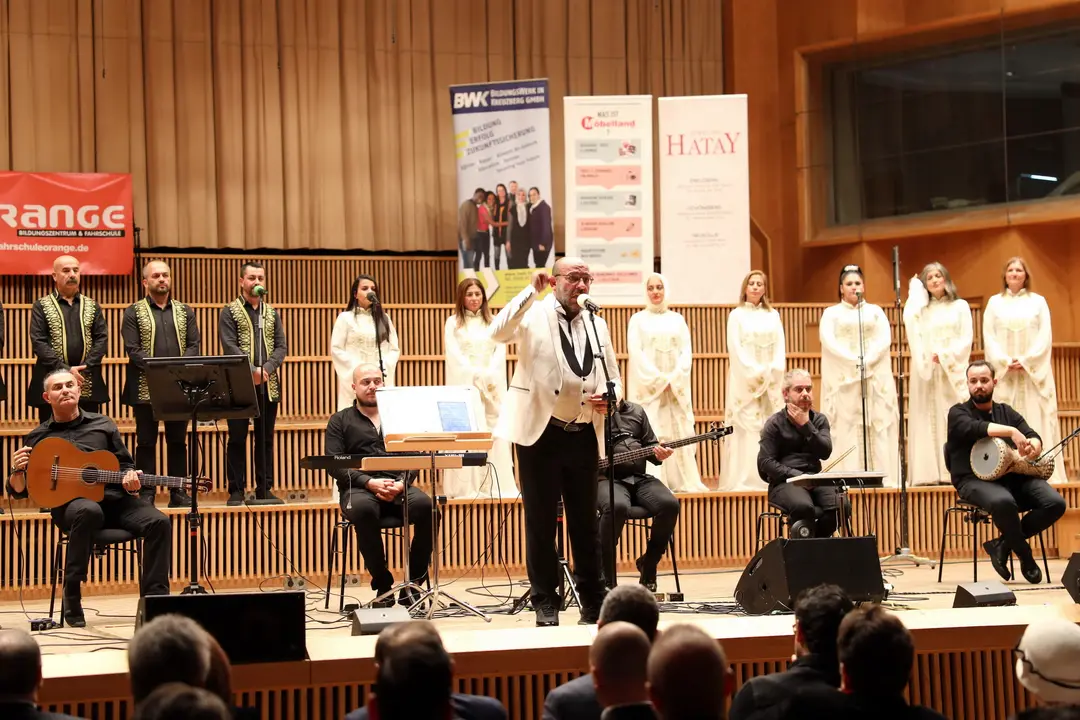 Antakya Medeniyetler Korosu`ndan muhteşem konser