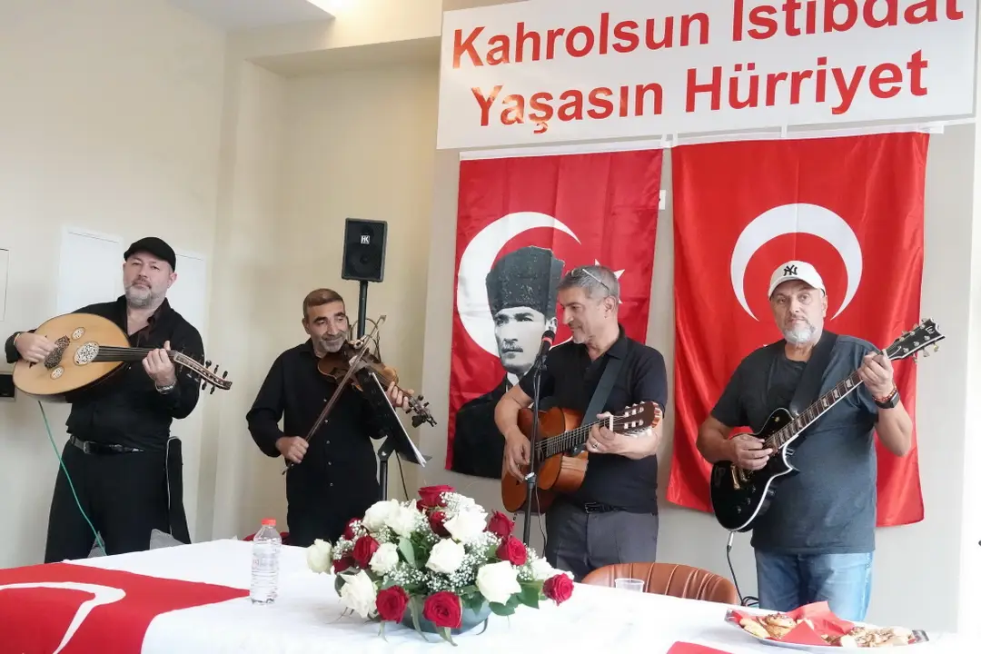 ADD Berlin’de Cumhuriyet Bayramı Coşkusu