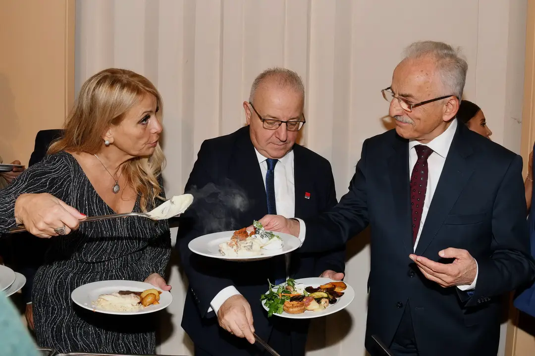 CHP Berlin Cumhuriyet Balosu Muhteşemdi