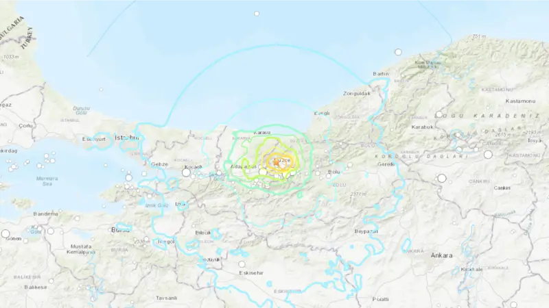 Düzce'de 6,0 Büyüklüğünde Deprem: "Biri Ağır 22 Yaralı"