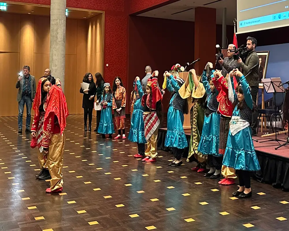 Berlin`de "24 Kasım Öğretmenler Günü" kutlandı
